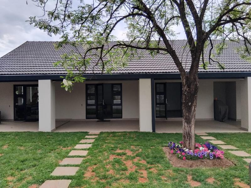 To Let commercial Property for Rent in Baillie Park North West